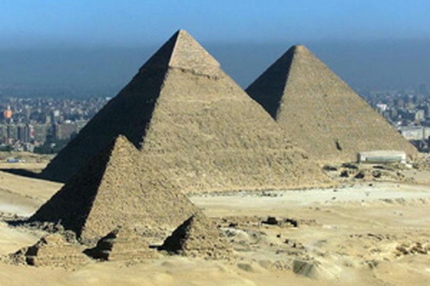 піраміди