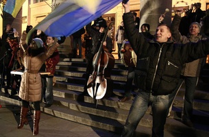 Митці підтримали Євромайдан