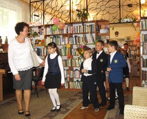 бібліотка свято школярі діти