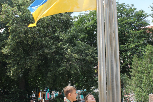 прапор України підняття
