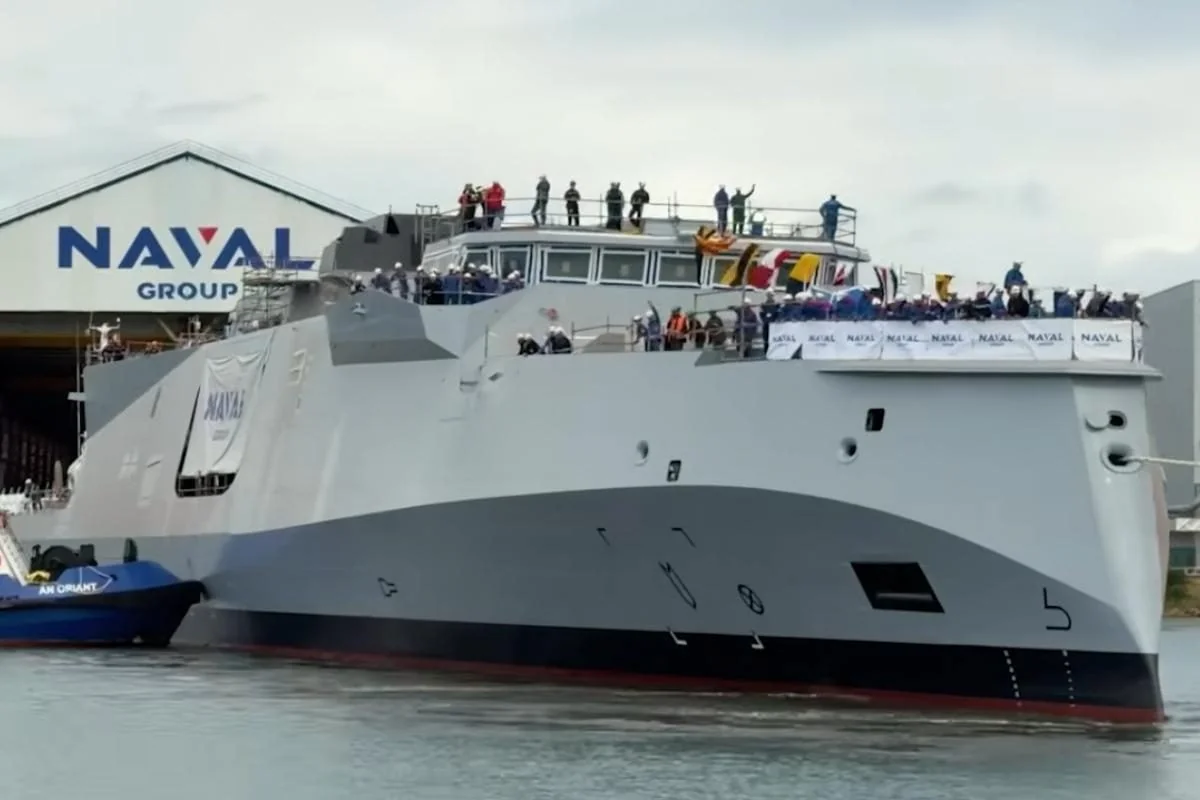 Фрегат Amiral Louzeau спущений на воду на верфі Naval Group