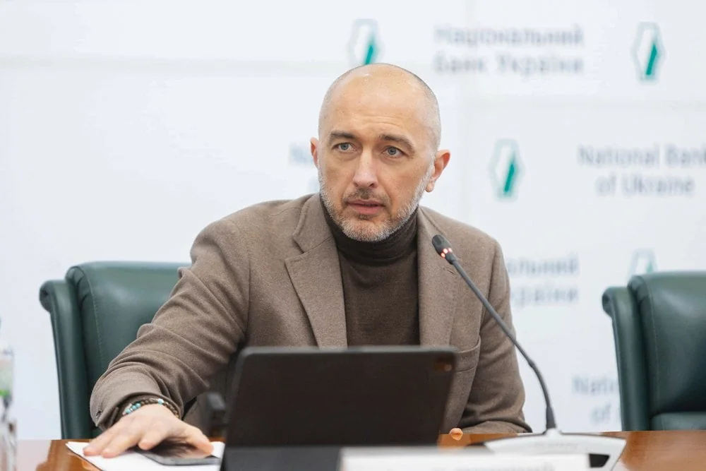 Голова НБУ Андрій Пишний на брифінгу щодо незаконного заниження курсу старих доларів