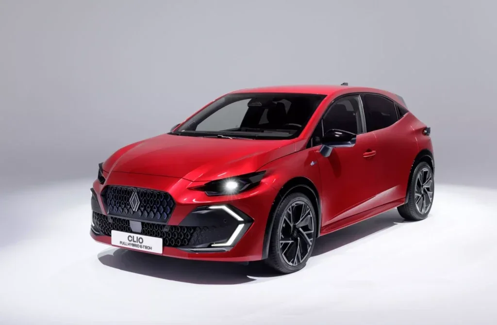 Червоний Renault Clio, лідер продажів нових авто в Європі 2026 року