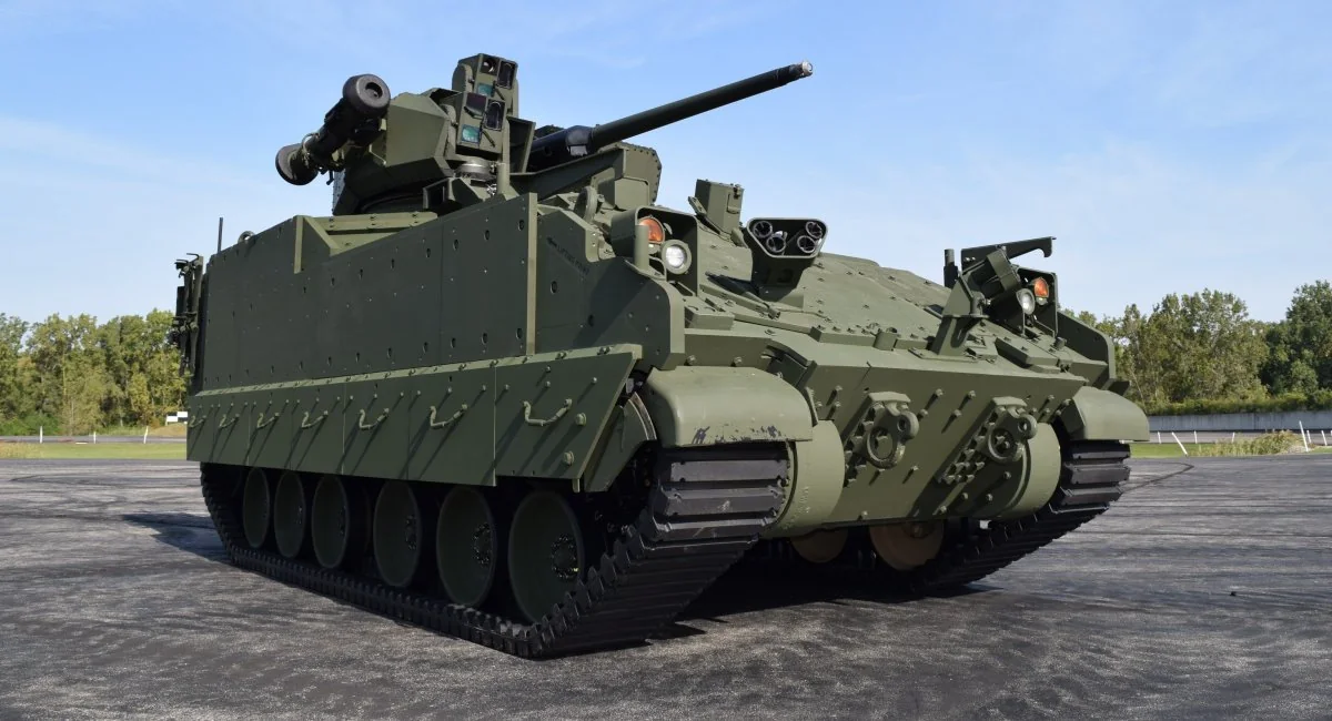 Модернізований AMPV з 30-мм гарматою рівня Bradley на тестах армії США