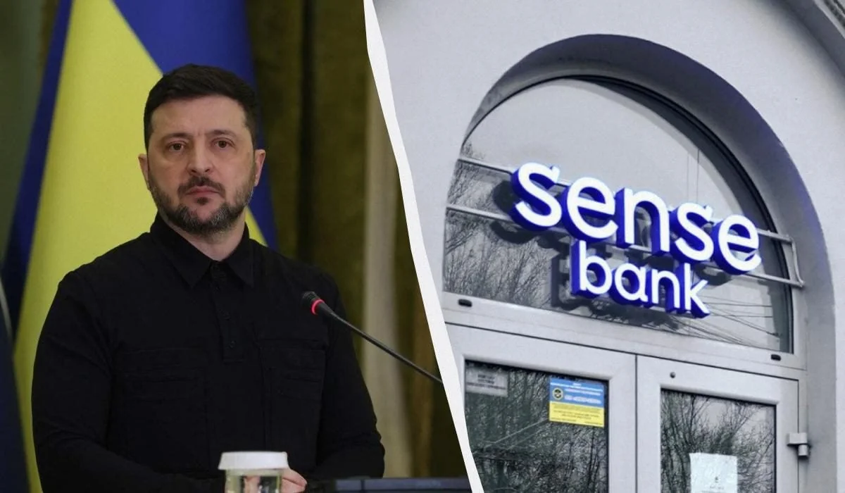 Володимир Зеленський виступає на тлі вивіски «Сенс Банк» щодо приватизації