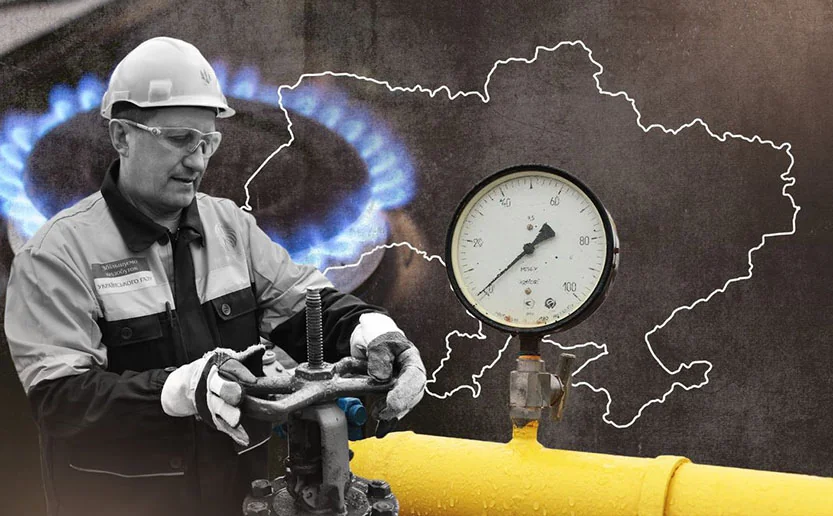 Газ на зиму: хватит ли Украине голубого топлива? Сотрудник Нафтогаза регулирует газопровод на фоне карты Украины