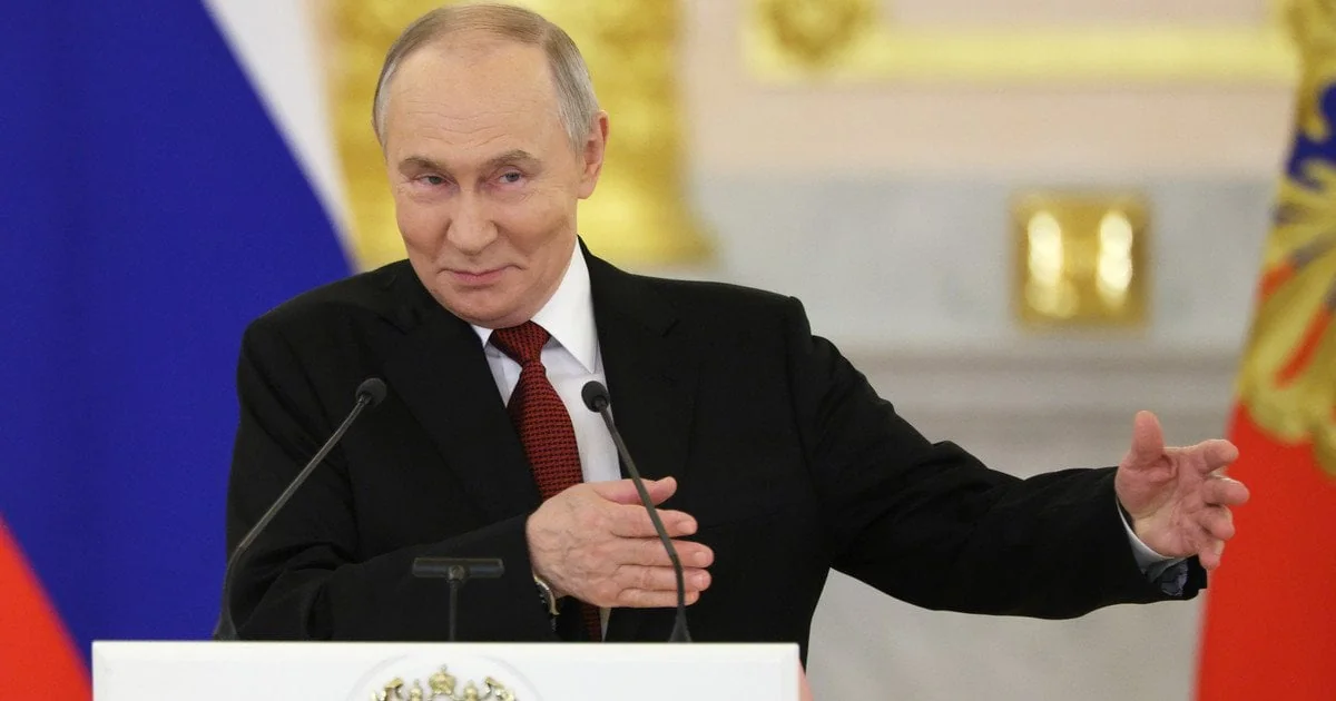 Володимир Путін виступає щодо відданості початковим воєнним цілям Росії