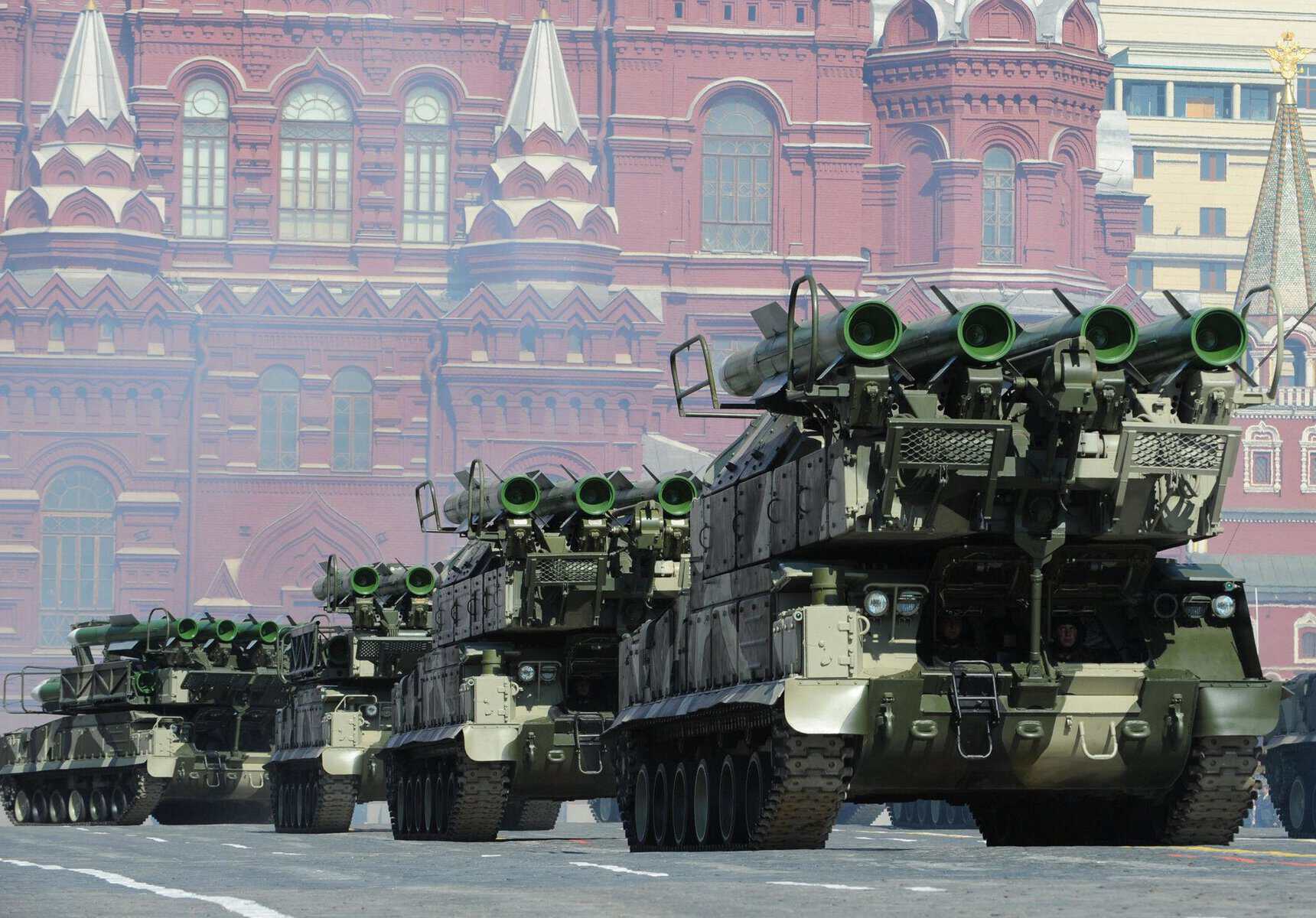 Російські системи ППО на параді біля Кремля в Москві