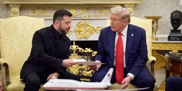 Зеленський і Трамп обговорюють позицію України під час зустрічі в Овальному кабінеті