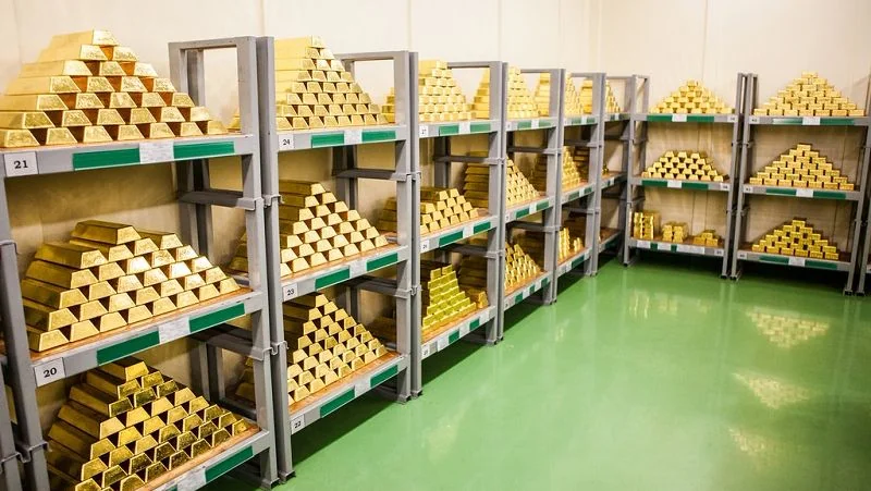 Золоті злитки в сховищі міжнародних резервів України