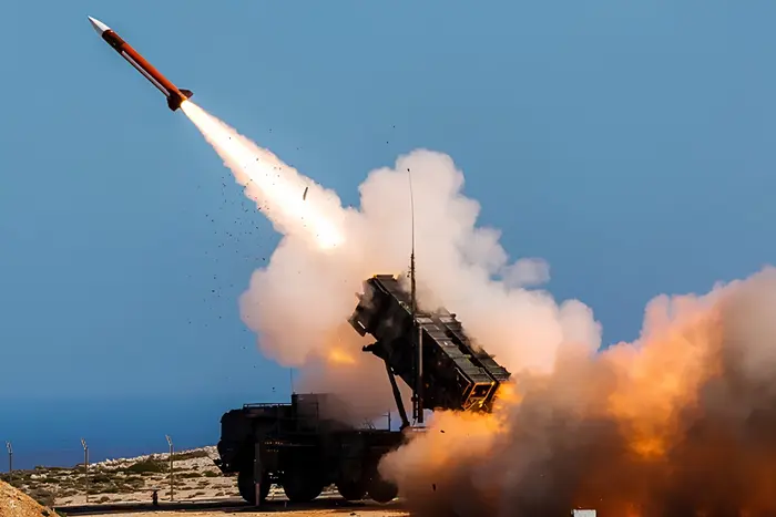 Запуск ракеты Patriot с мобильной пусковой установки